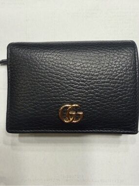 Gucci Black Pebbled Leather Card Case with Gold Double G